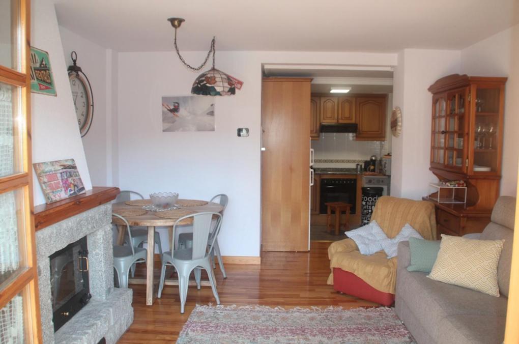 Ferienwohnung Check-In Casas Luana Benasque Exterior foto